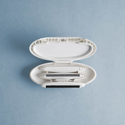 GLEENER Compact 4-in-1 Battery-Free Fabric Shaver & Lint Brush