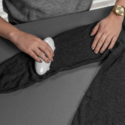 GLEENER Compact 4-in-1 Battery-Free Fabric Shaver & Lint Brush